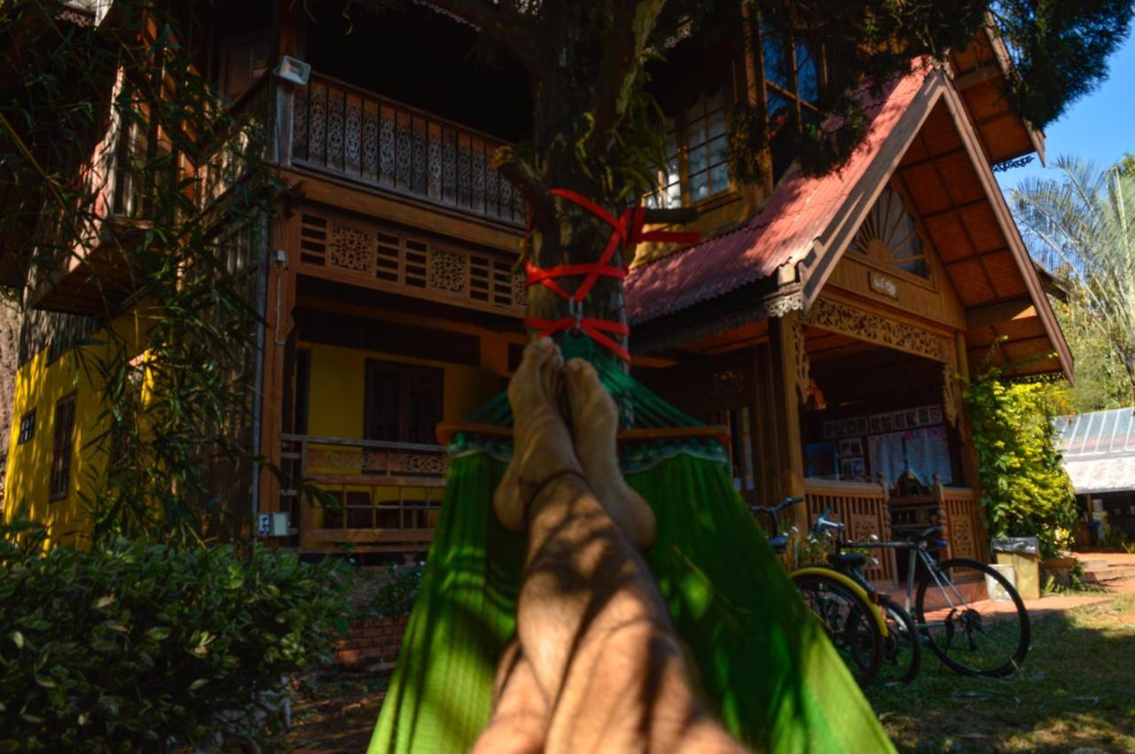 Crossroads House Hotel Mae Hong Son Exterior foto